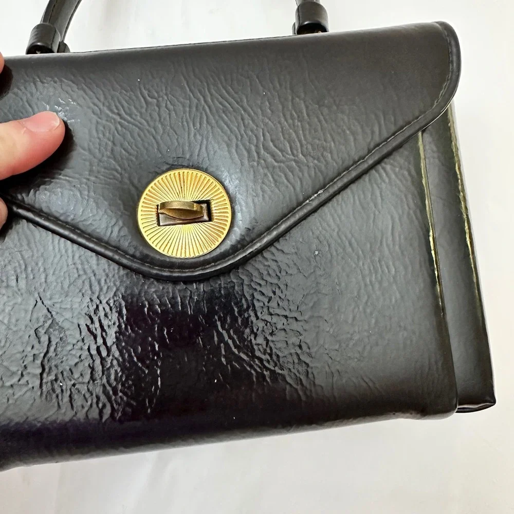Vintage Black Faux Leather Top Handle Handbag Structured Satchel Gold Clasp‎